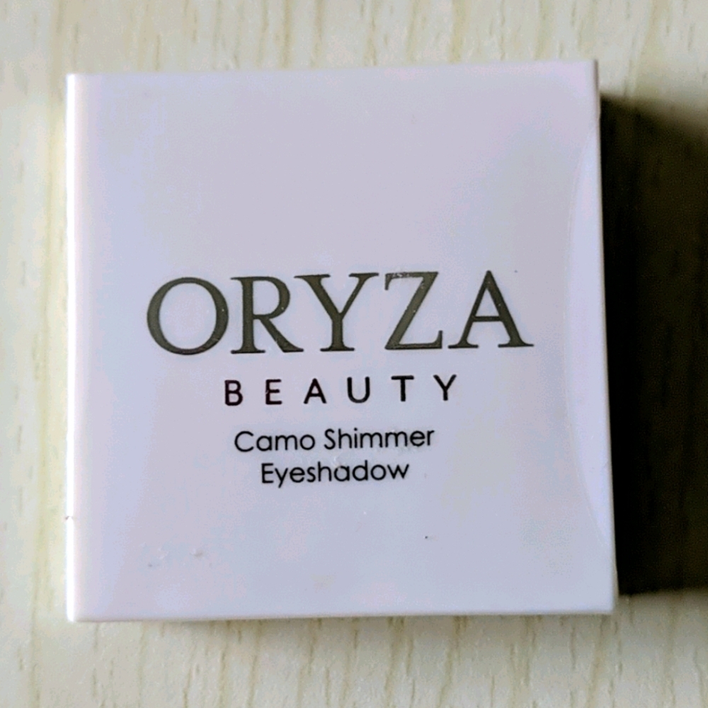 Oryza Beauty Camo Shimmer Eyeshadow